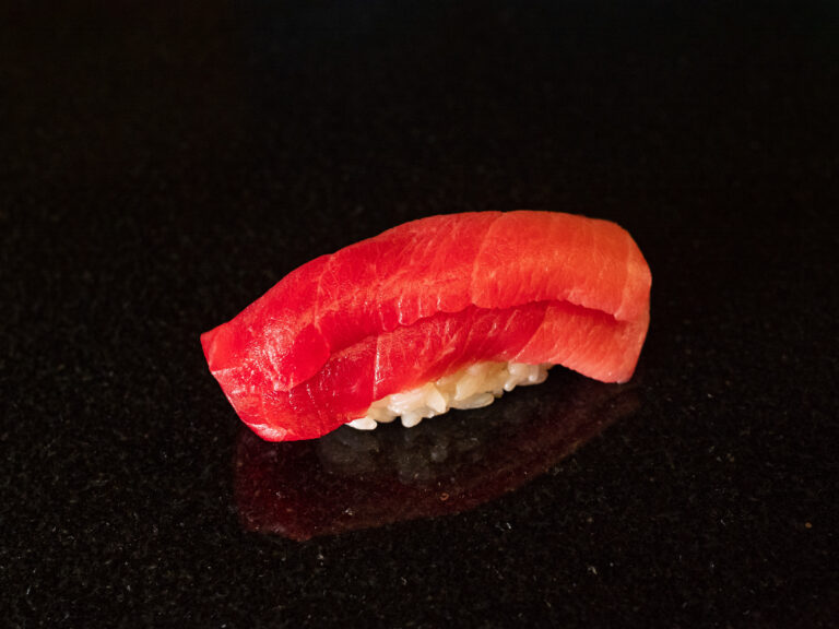 tuna sushi hikari