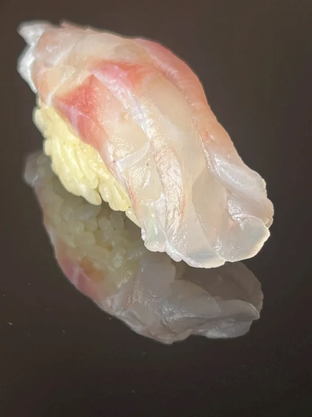 🍣 自由が丘の隠れ家 江戸前鮨

季節が変わるたび、 魚の表情も変わります。

その日いちばん美味しい旬を おまかせコースで。

今しか味わえない一貫を ご用意してお待ちしております。

ご予約はプロフィールリンクより📩

—

Seasonal Edo-style sushi in Tokyo. Enjoy the best fish of the season.

Reservations from the link in bio.

#旬の魚 #江戸前鮨 #tokyofoodie #omakasesushi